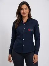 Camisa Social Personalizada Azul Marinho Manga Longa com Detalhes na Cor do Logo para Uniforme - Camisas Sociais | América Uniformes MODERNA MENINAS MODA INFANTIL LTDA - foto 3